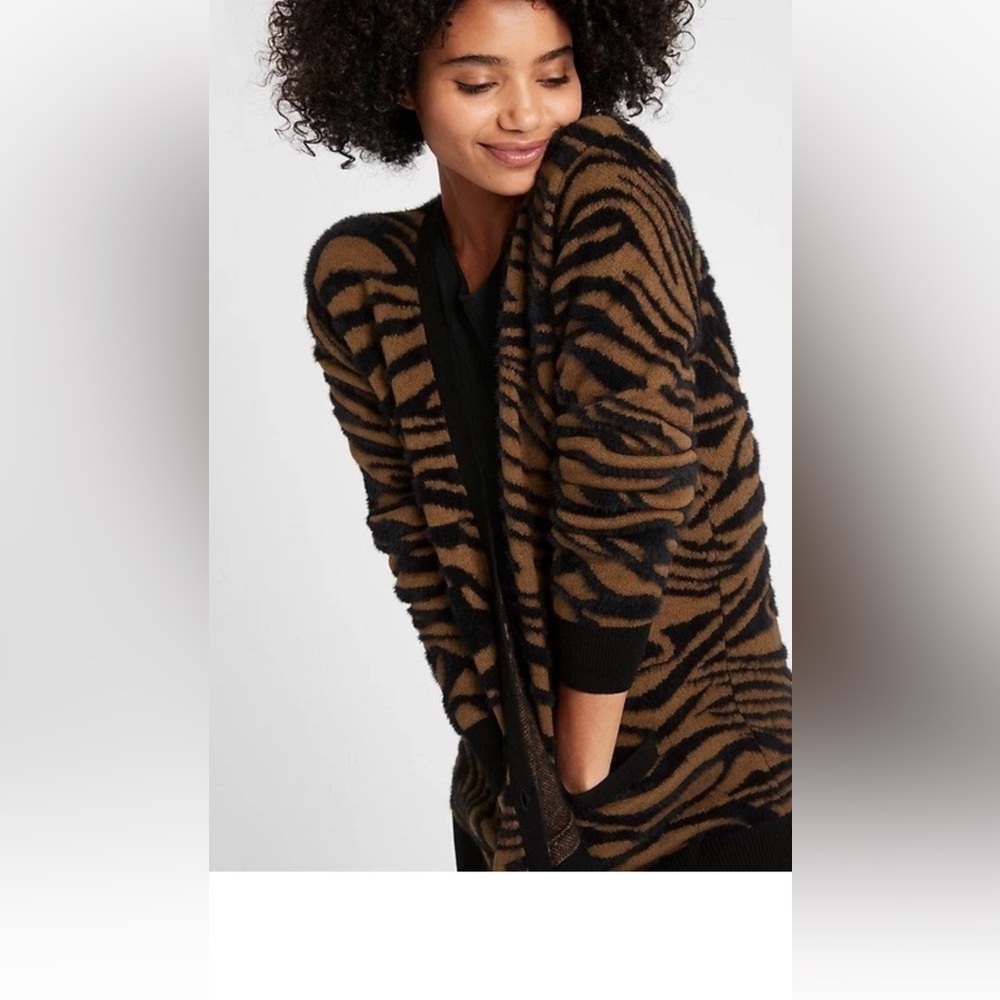 Banana Republic Brown and Black Knit Sweater